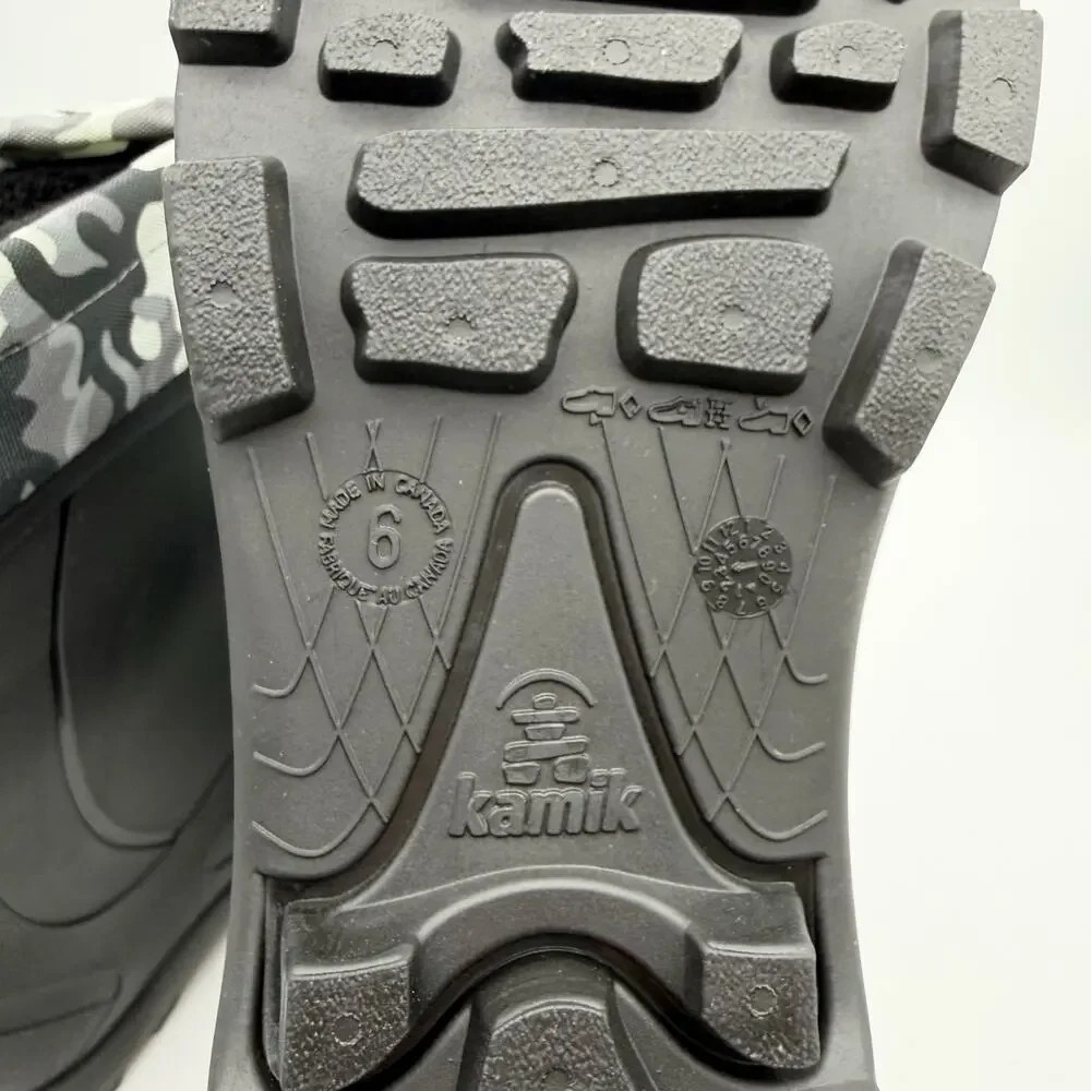 Kamik Kids Snobuster 2 Winter Boots US 6 EU 38 Grey Camo Waterproof NIB
